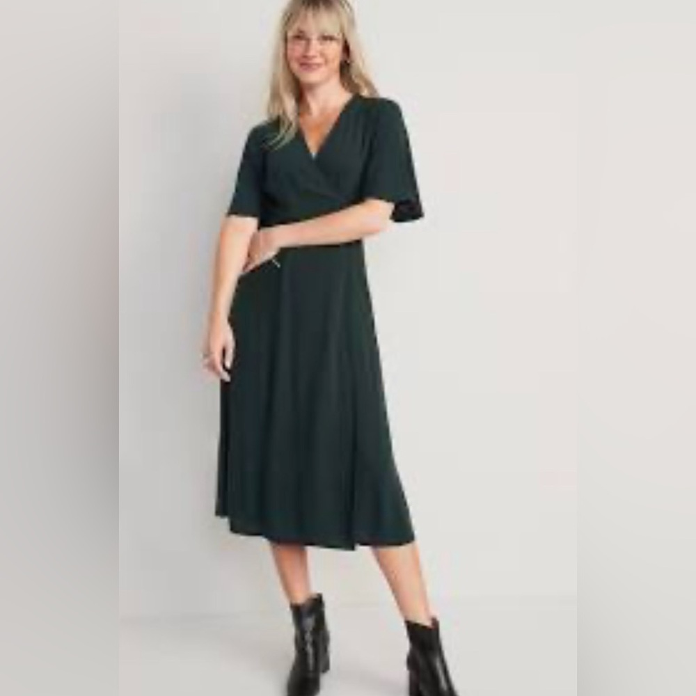 Old Navy Waist-Defined Flutter Sleeve Midi Wrap Dress, Size Small Tall.